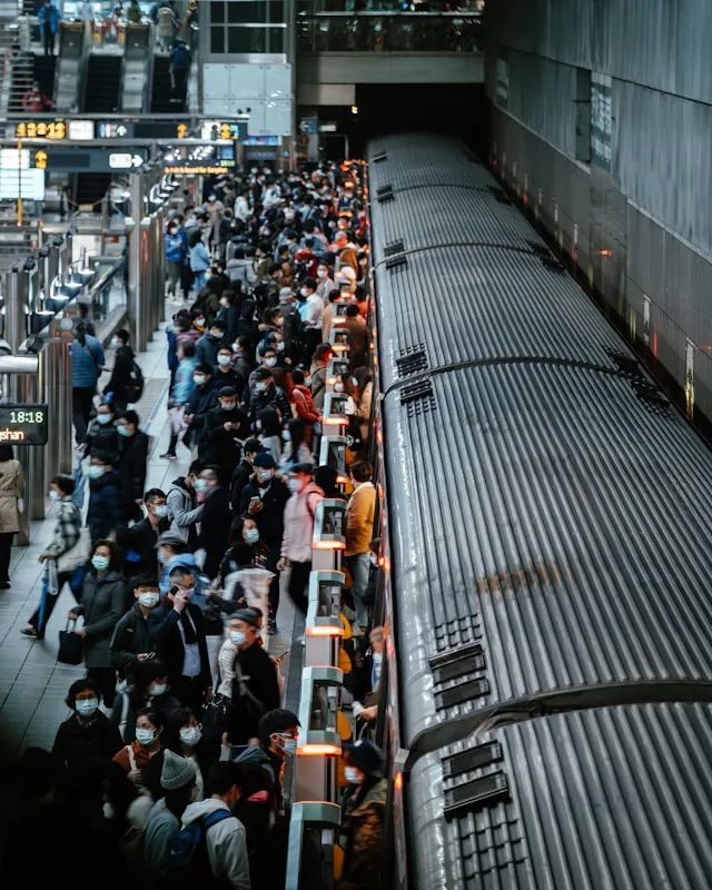 Rush Hour dans une gare.