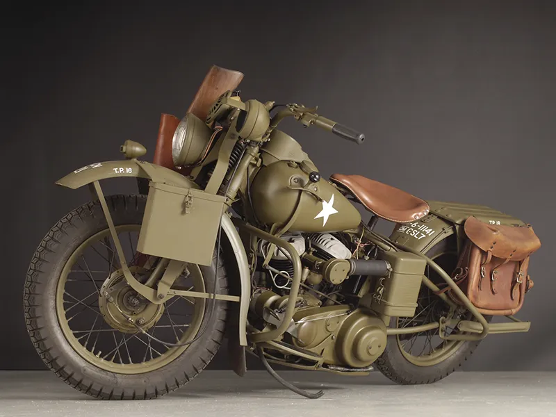 harley-davidson-seconde-guerre-mondial-sothebys-ghost-detailing-metz