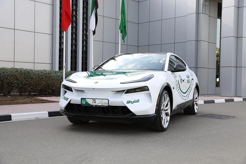 Lotus emeya S de la police de Dubaï