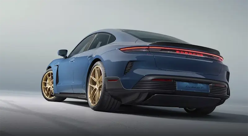 Photographie de la Porsche Taycan Turbo GT